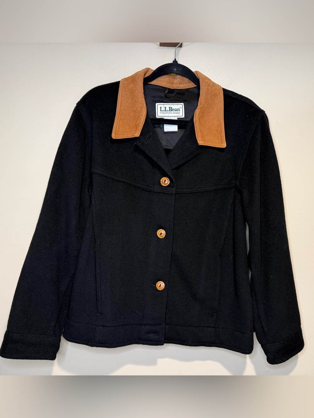 Vintage L.L. Bean Barn Coat style jacket Black with tan collar